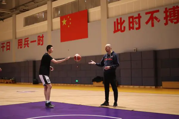 为什么分卫在比赛中容易出现失误_2